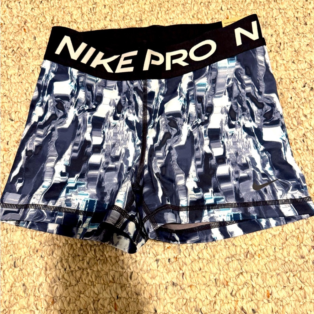 BRAND NEW Women’s Nike Peo  Dri Fit Training Shorts